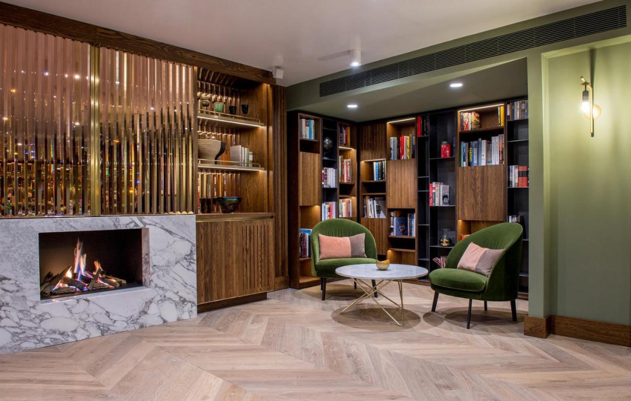 The Marylebone Hotel Londra Esterno foto Library at The Ivy Collection, St. John's Wood