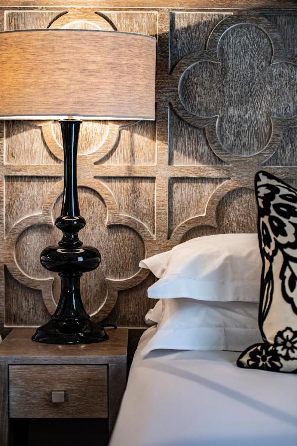The Marylebone Hotel Londra Esterno foto A lamp