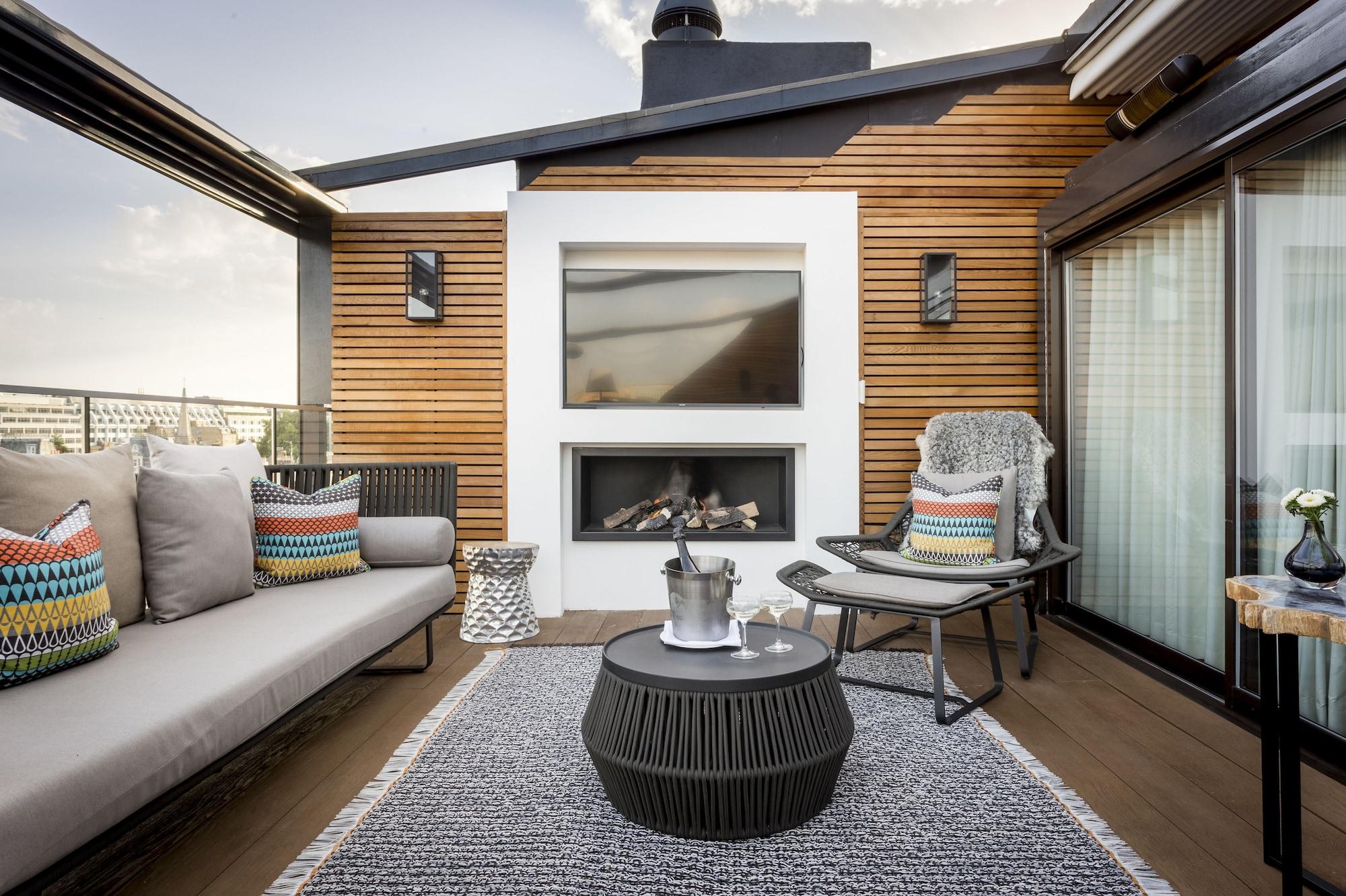 The Marylebone Hotel Londra Esterno foto The Terrace at The Standard East Village