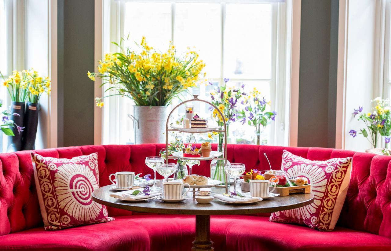 The Marylebone Hotel Londra Esterno foto Afternoon tea at the Ritz